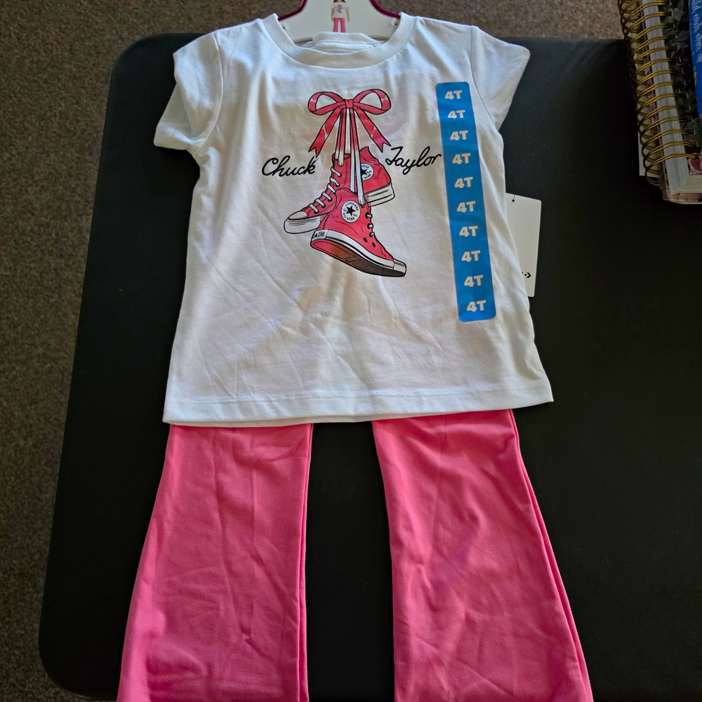 Converse All Star Chuck Taylor 2 Piece 4T Tee And Legging NWT